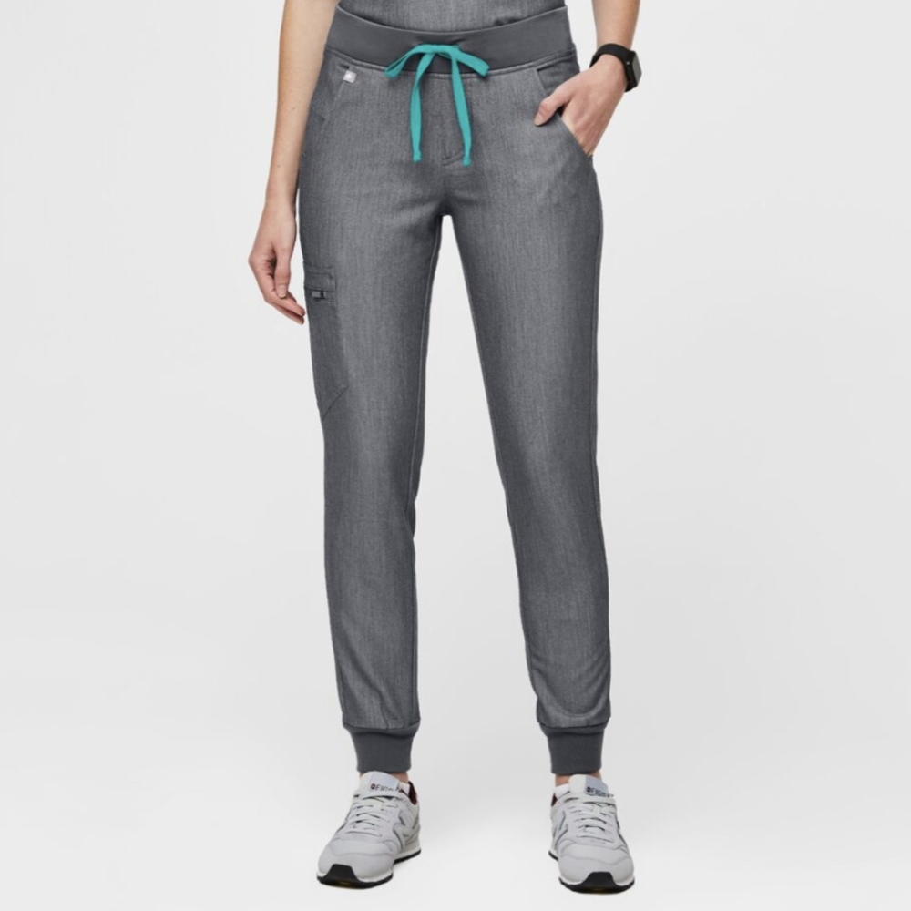 Figs Zamora jogger scrubs- graphite